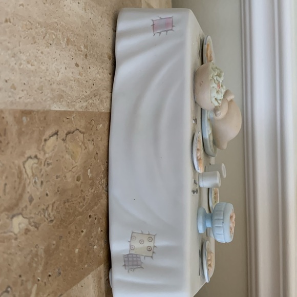 Precious Moments Thanksgiving We Gather together to ask the Lords Blessing - Picture 8 of 10